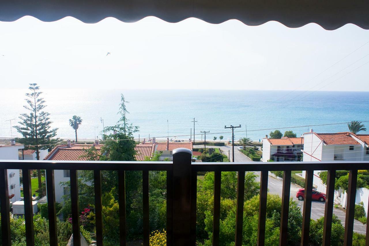 Possidi Aigaiopelagitika 2-Floor Beach House Kalandra Dış mekan fotoğraf